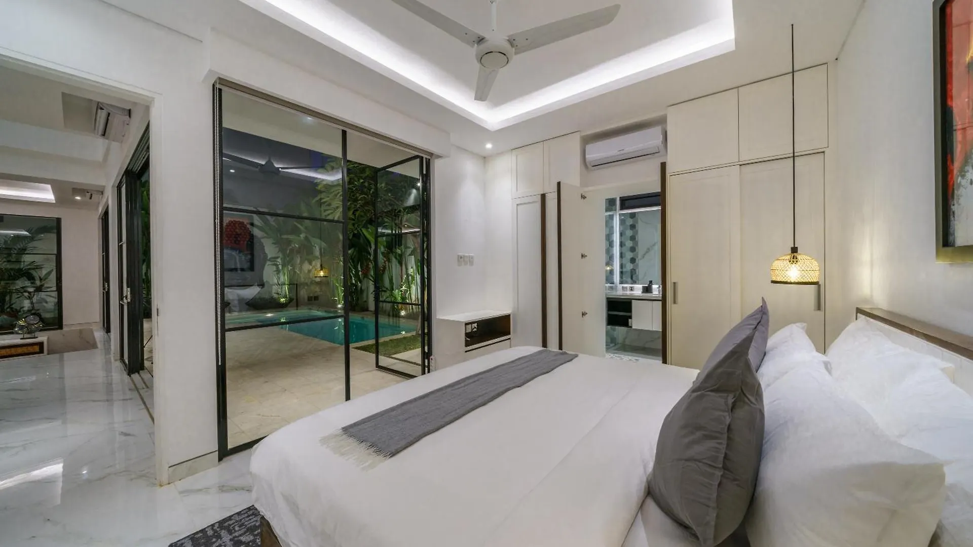 Villa Blue Water By Goro Seminyak