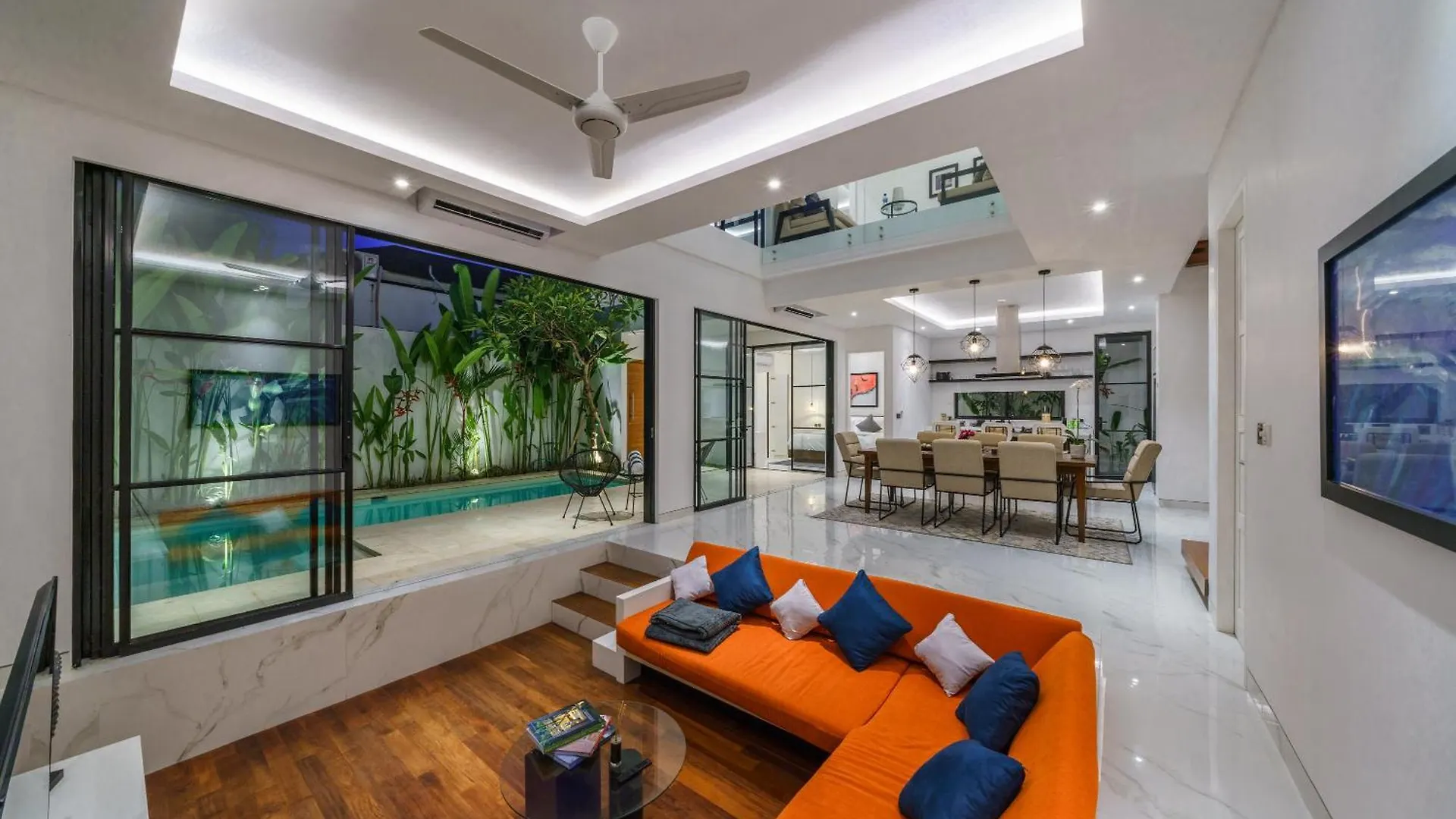 Villa Blue Water By Goro Seminyak