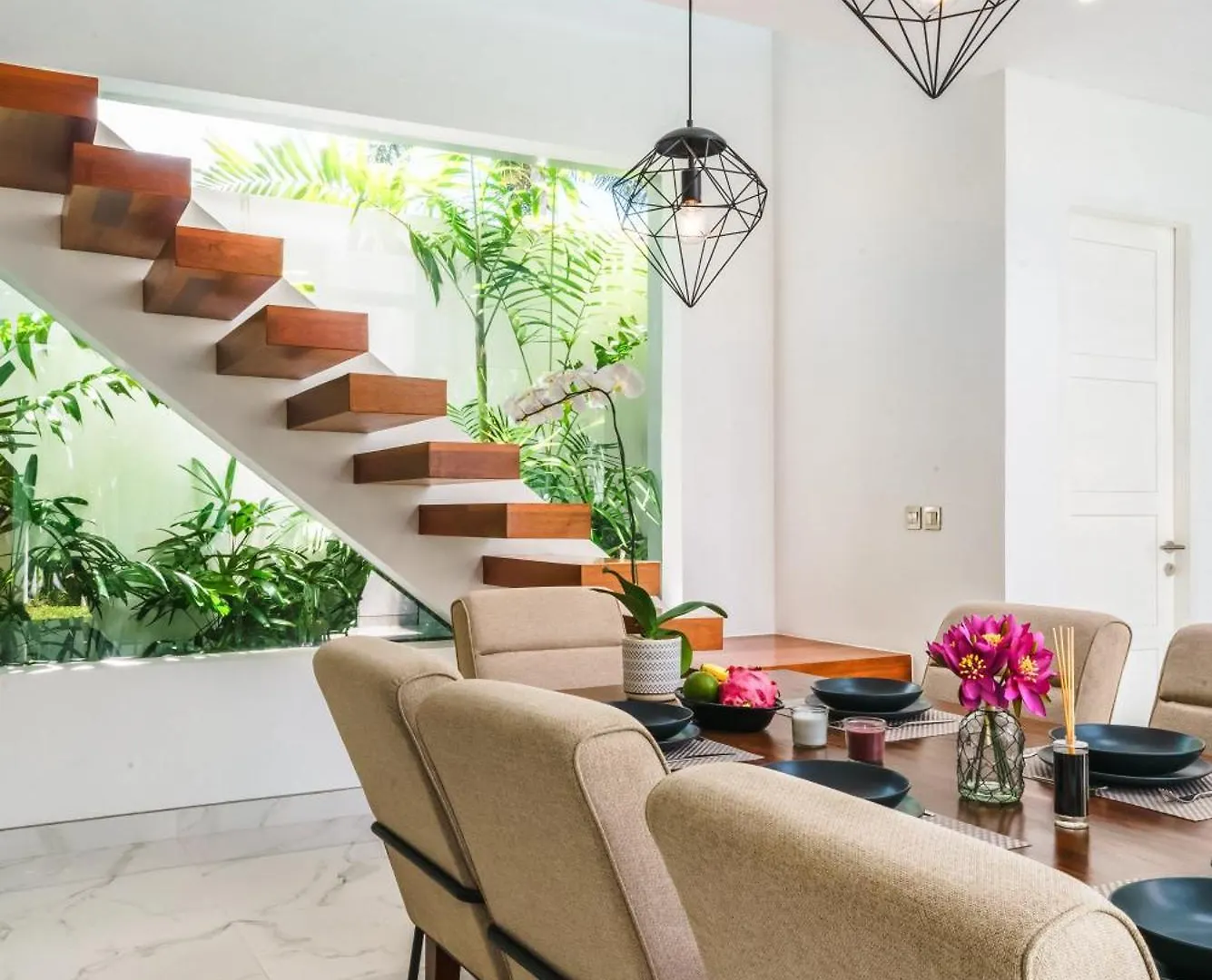 Villa Blue Water By Goro Seminyak 0*,  Indonezja